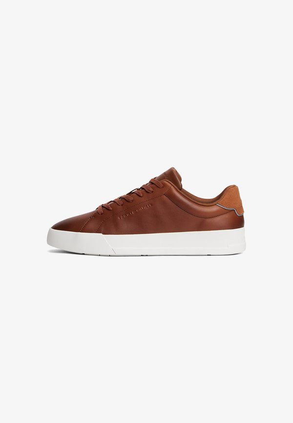 Tommy Hilfiger COURT CORE - Trainers - winter cognac