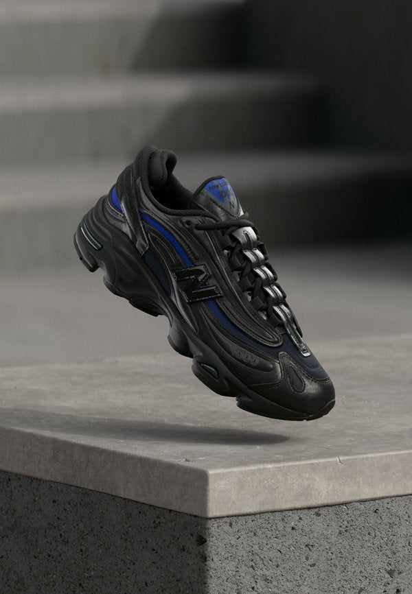 New Balance U1000 UNISEX - Trainers - black/blue