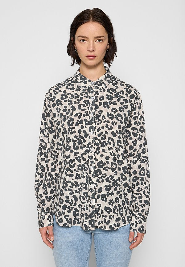 DKNY