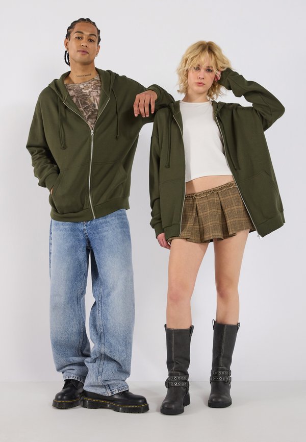 YOURTURN by Zalando UNISEX RELAXED FIT ZIP-UP HOODIE