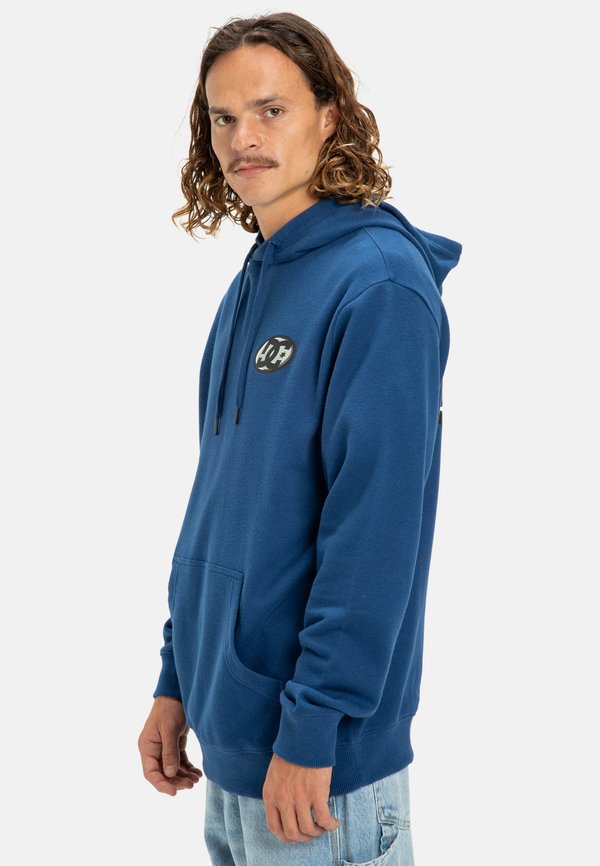 DC Shoes