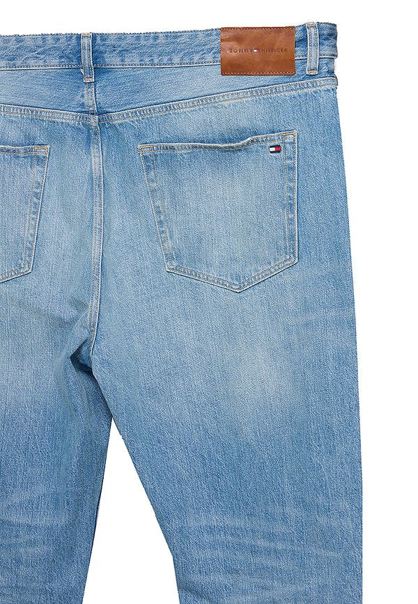 Tommy Hilfiger