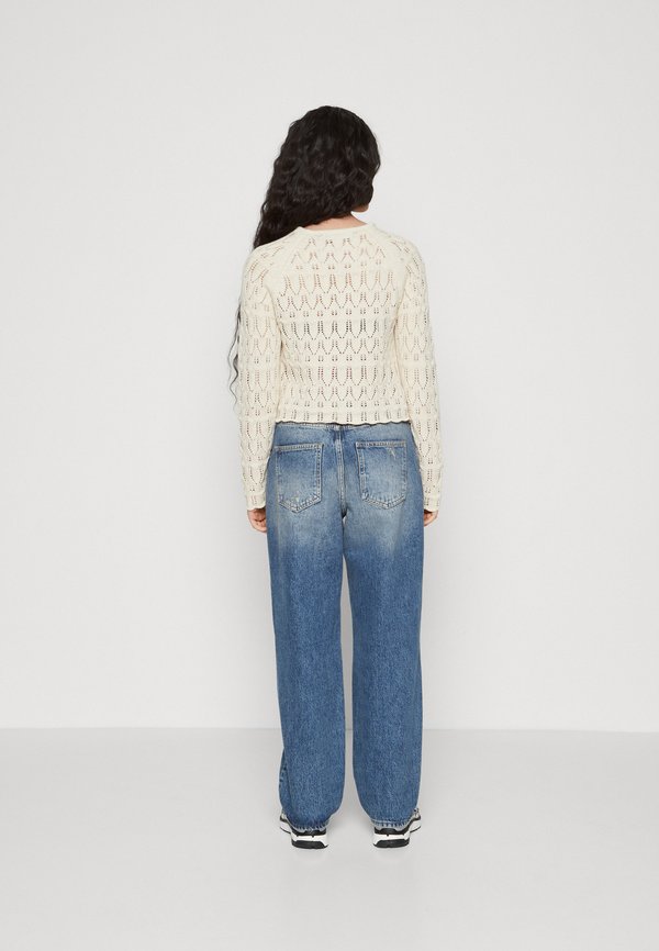 Vero Moda Petite VMNEWFABIENNE O NECK