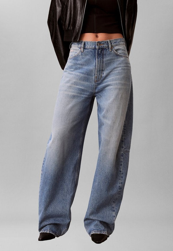 Calvin Klein Jeans BARREL