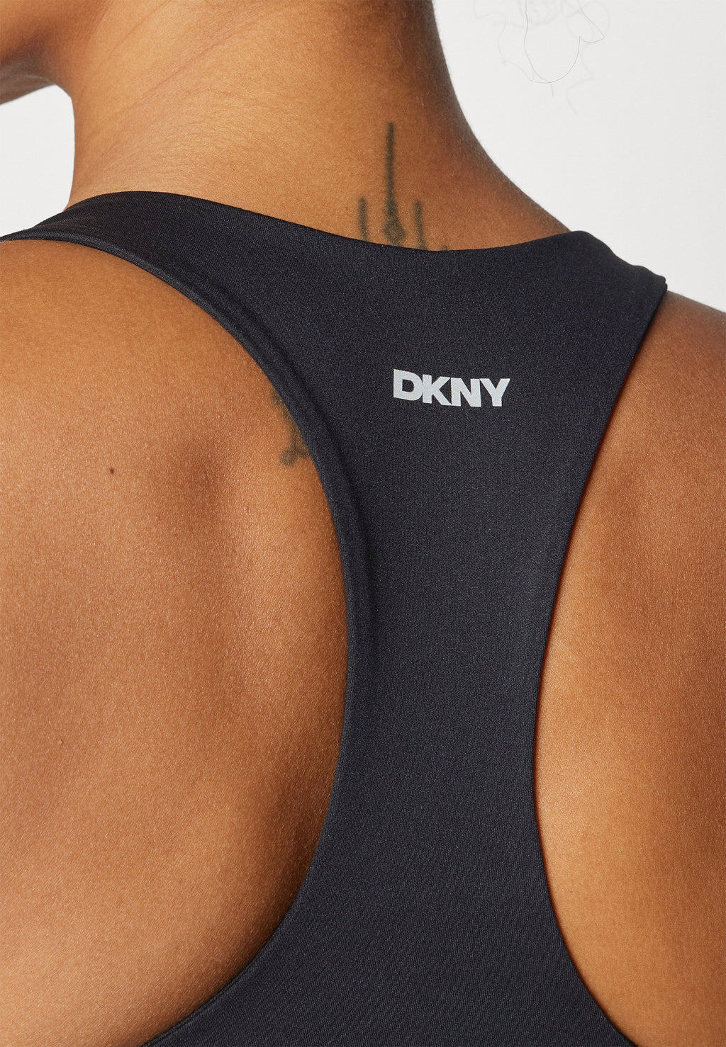 DKNY BALANCE COMPRESSION SCOOP NECK LONGLINE BRA