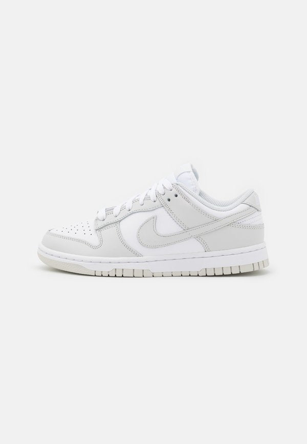 Nike Sportswear DUNK - Trainers - white/photon dust white