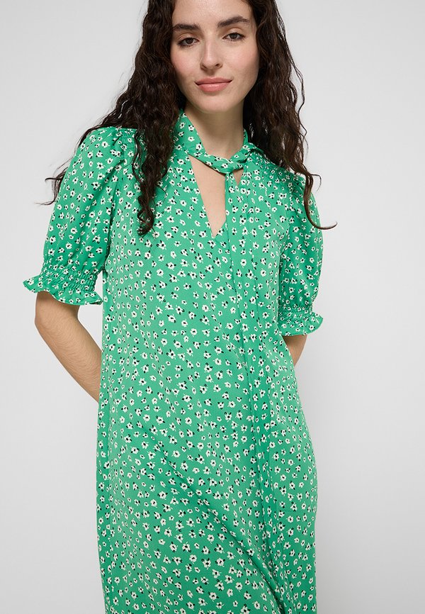 DKNY SMOCKED