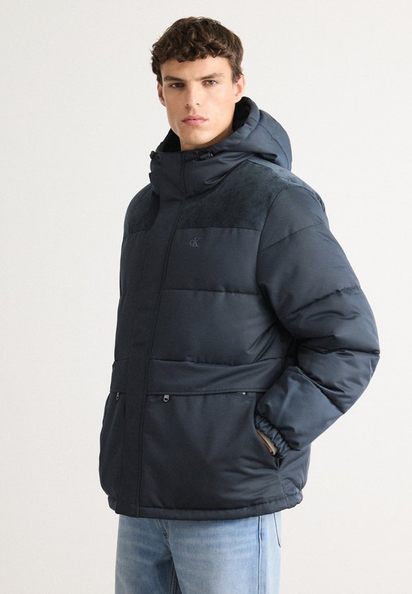 Calvin Klein Jeans MIXED MEDIA PUFFER