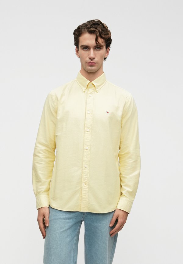 Tommy Hilfiger SOLID HERITAGE OXFORD RF SHIRT - Shirt - citronella