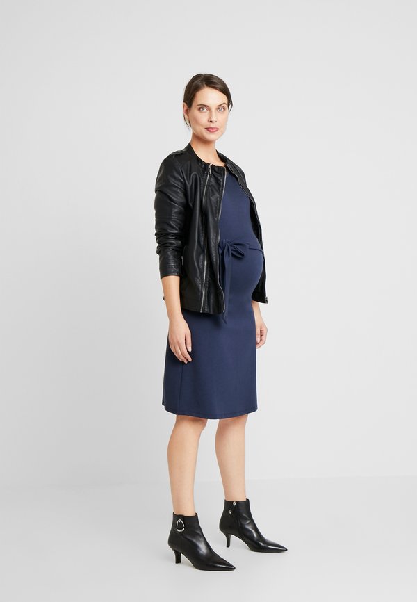 Queen Mum DRESS MUNICH