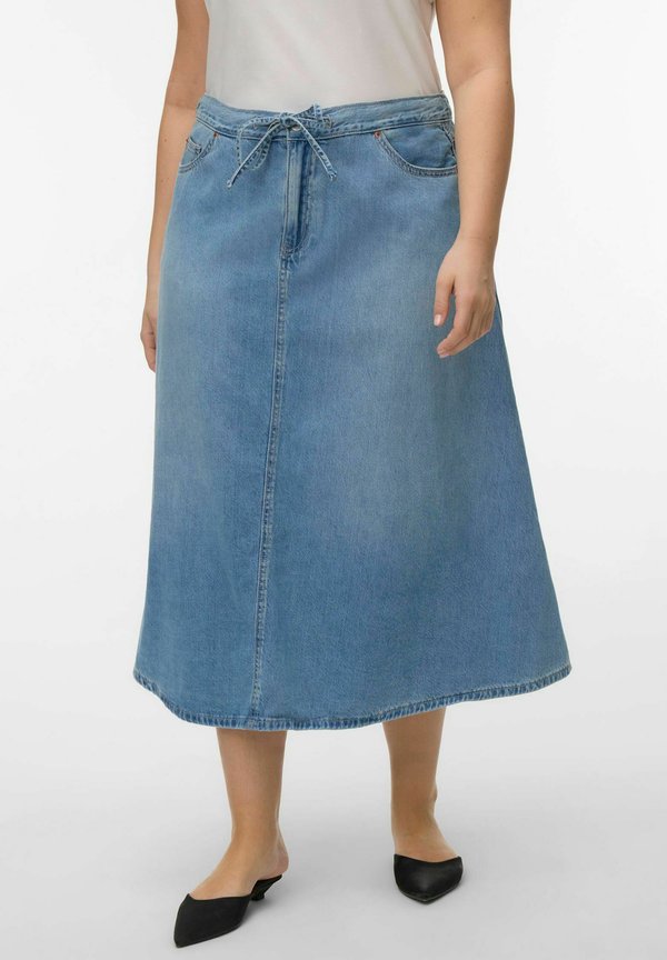 Vero Moda Curve Denim VMHILLA Mid rise Midi - A-line skirt - light blue denim