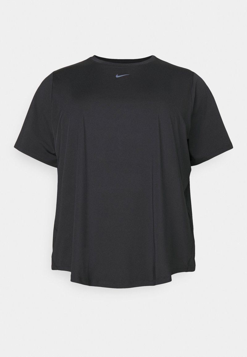 Schwarzes kurzärmliges Sportshirt mit Rundhalsausschnitt, auf der Brust befindet sich ein blaues Nike-Logo. Hergestellt aus einem glatten, leichten Material.