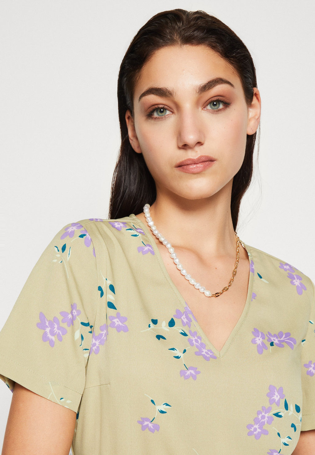 Pieces PCLILIANA V NECK SHORT DRESS
