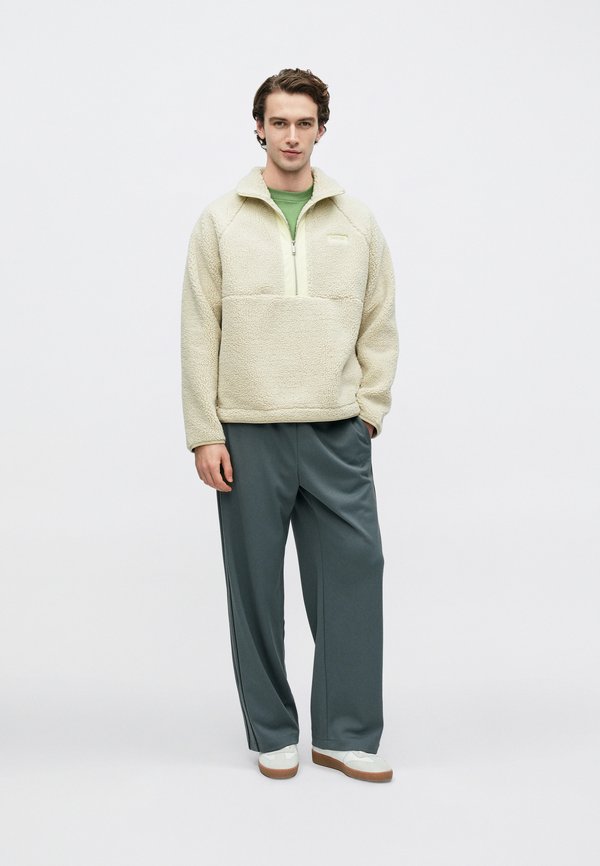Calvin Klein  NECK ZIP UNISEX
