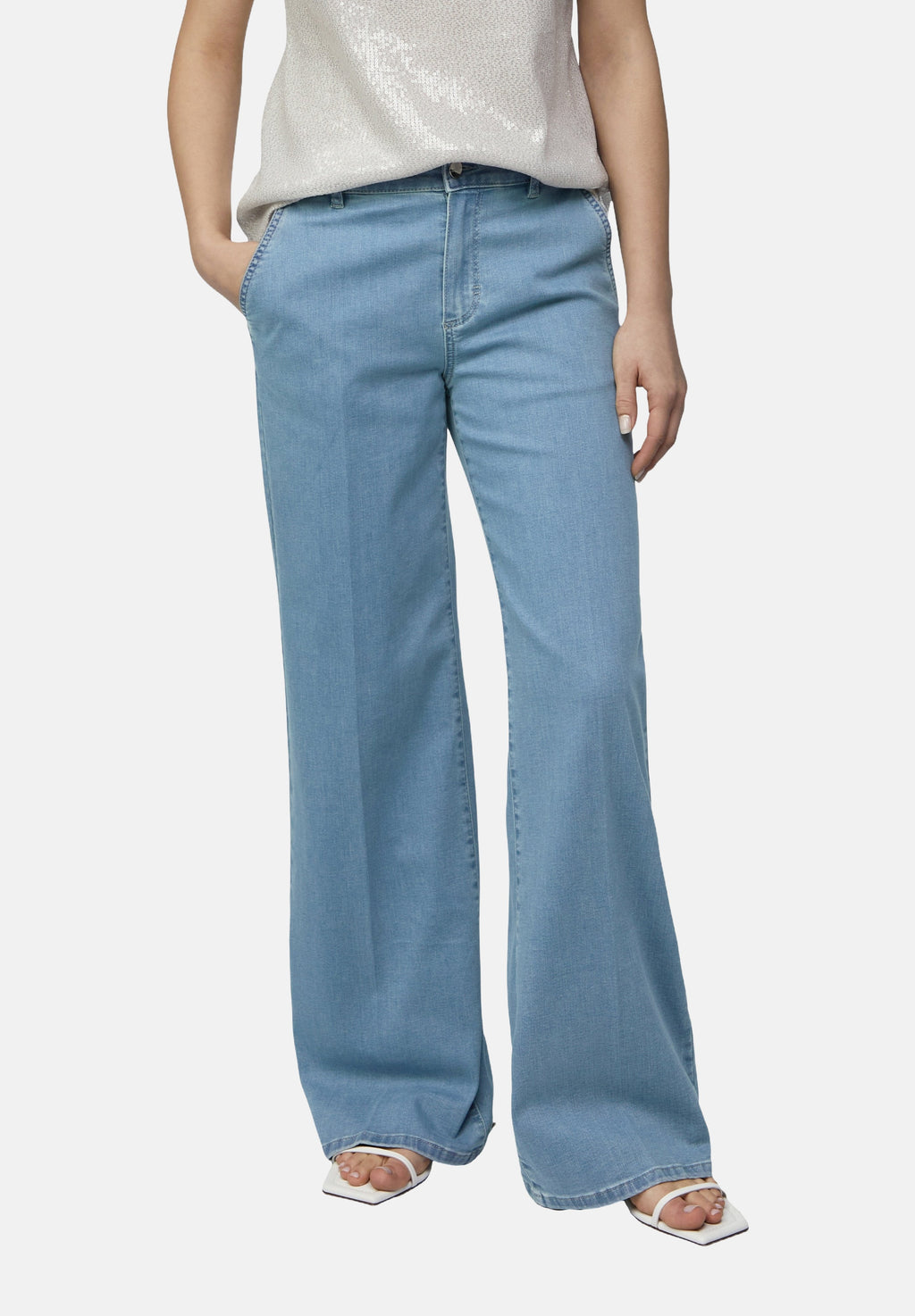 comma Flared Jeans Media 3