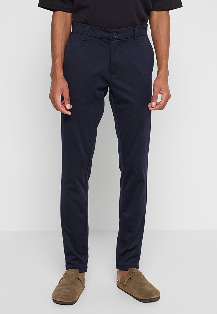 ONSTHOR SLIM FIT Media 1