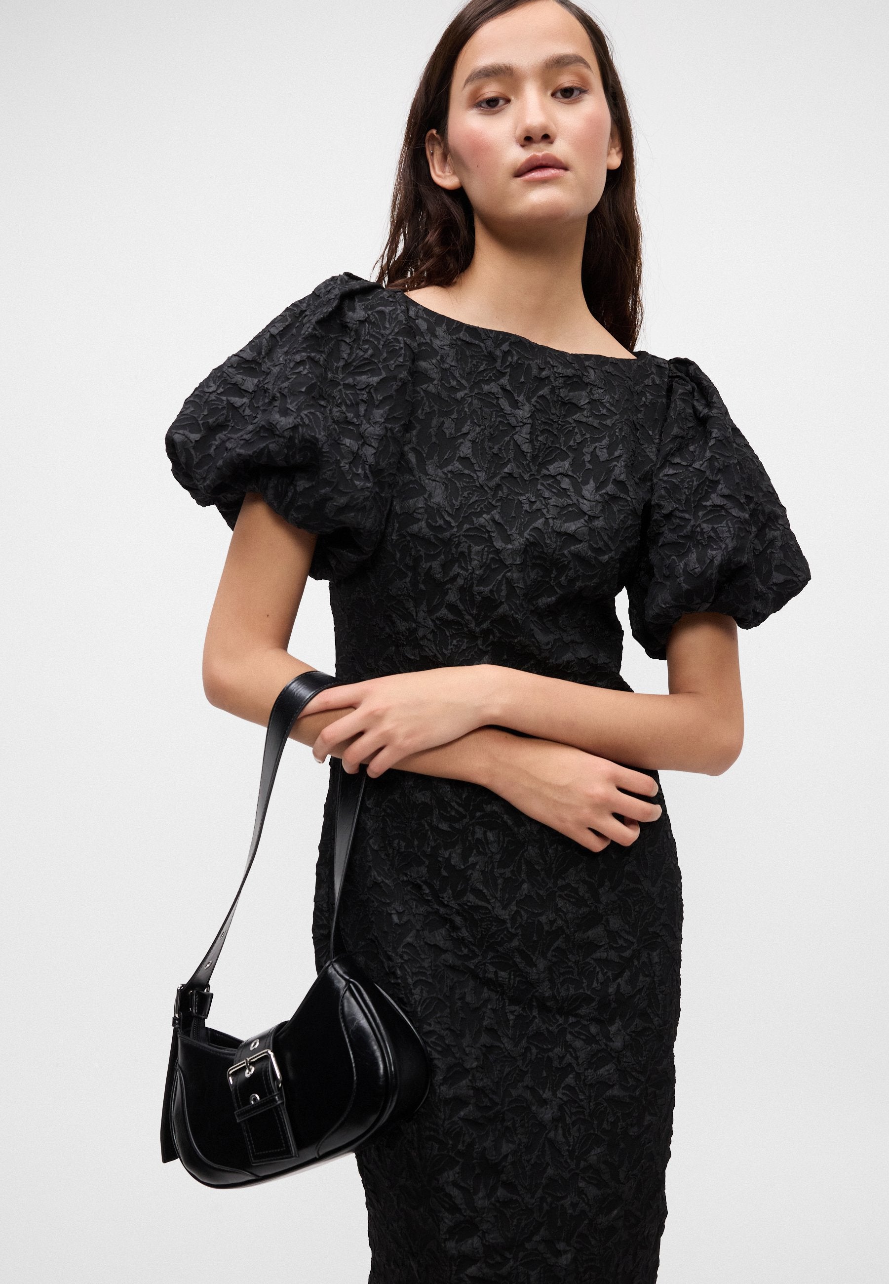 Gina Tricot PUFF SLEEVE MIDI DRESS
