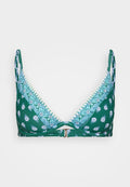 Grüner Bikini-Oberteil mit Blumenmuster in triangulärer Form, verstellbaren Trägern und einem goldfarbenen Verschluss in der Mitte vorne.