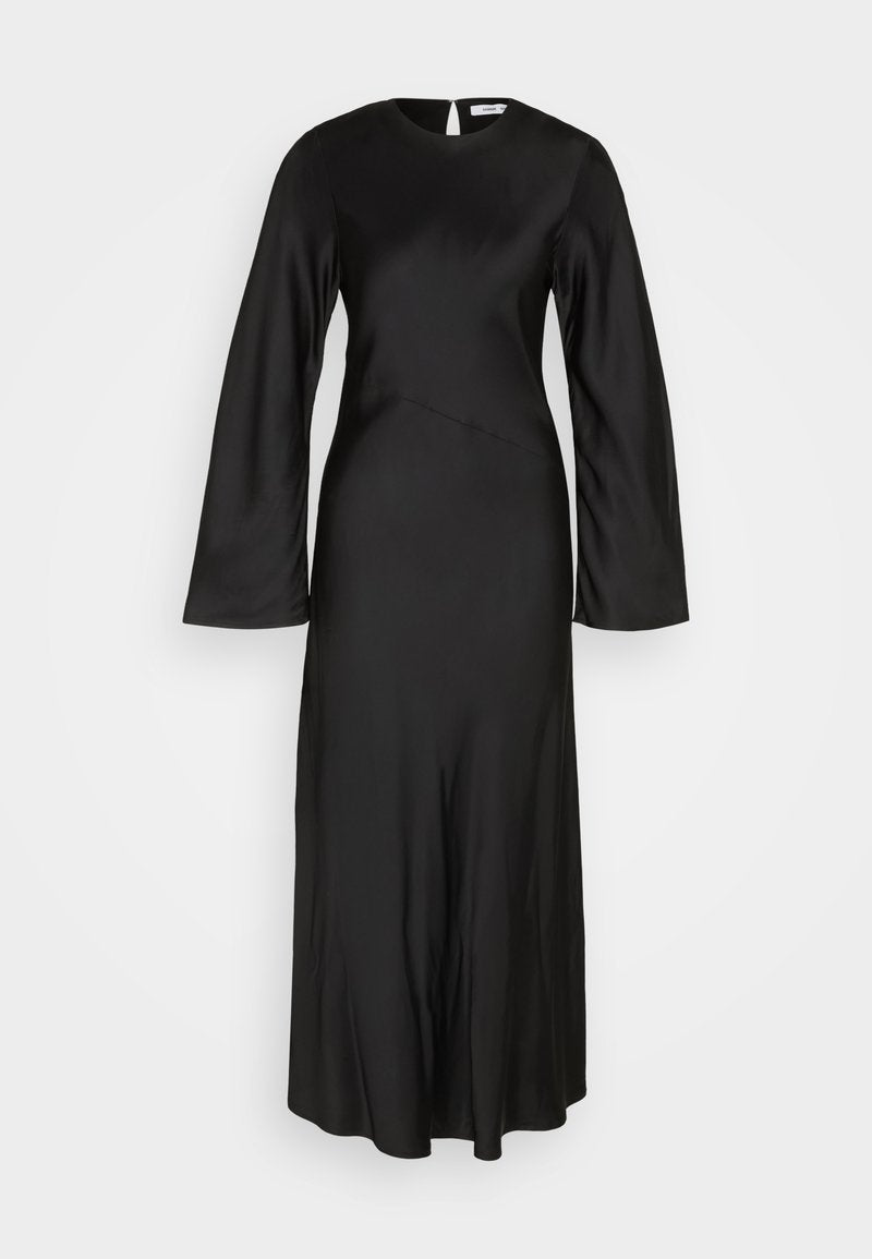 MADELEINE DRESS  Media 1