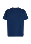 Marineblaues Baumwoll-T-Shirt mit Rundhalsausschnitt, kurzen Ärmeln und einem kleinen schwarzen Emblem auf der Brust. Verfügt über einen geraden Schnitt und eine weiche Textur.
