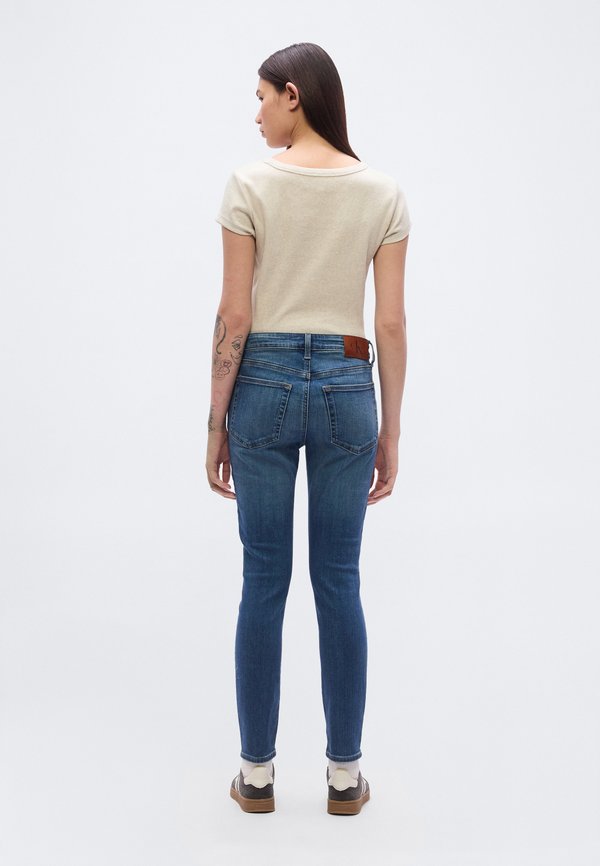 Calvin Klein Jeans MID RISE SKINNY