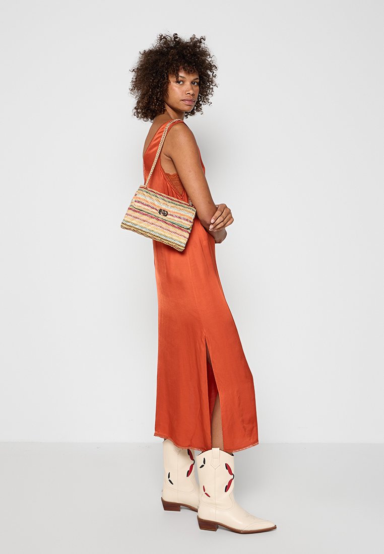 Dune London DALAS