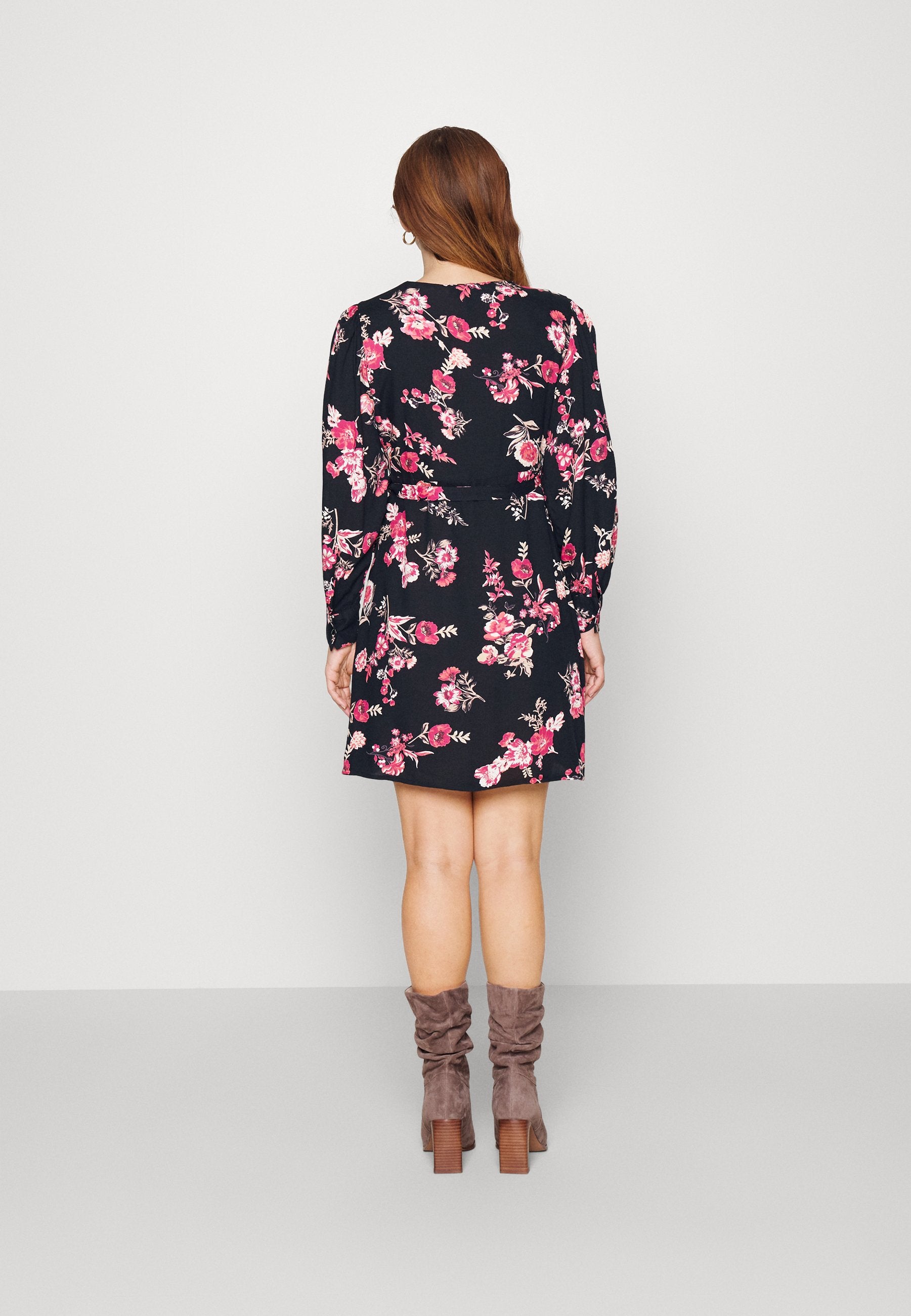 Pieces Petite PCNYA WRAP DRESS