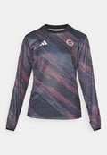 FC BAYERN 2025/2026 PRE-MATCH WARM TOP Media 1