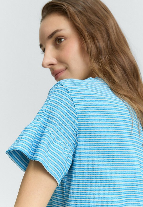 TOM TAILOR DENIM MIT SMOCK-DETAILS