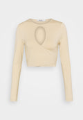 NA-KD KEYHOLE CROPPED