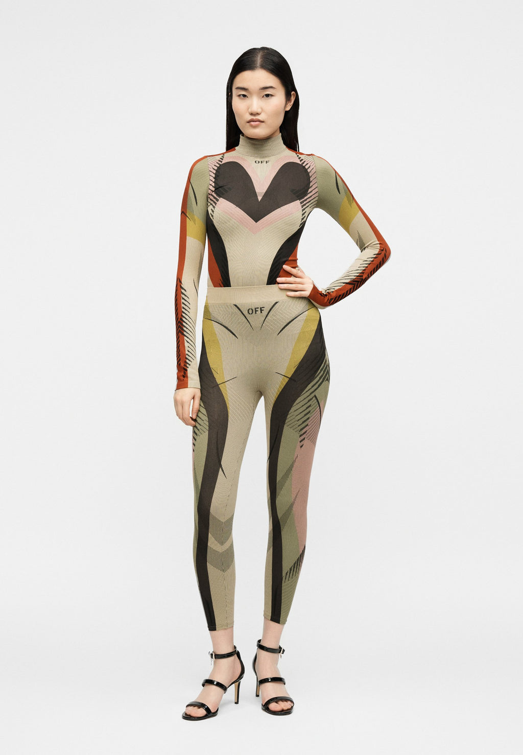 OFF-WHITE SEAMLESS BLOCK