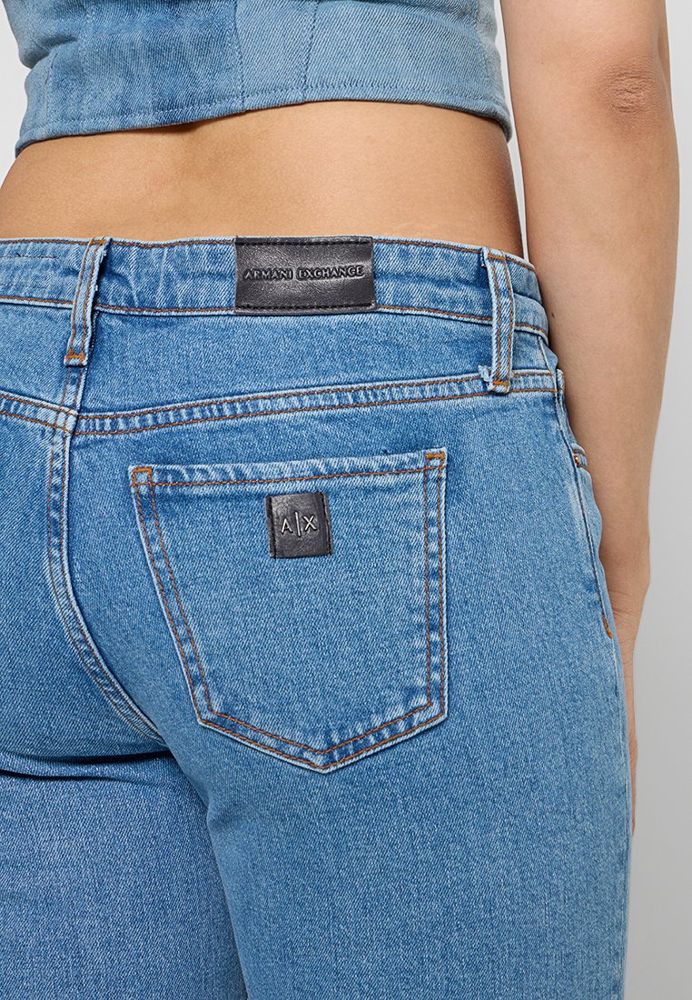 Armani Exchange Mom Jeans Media 6