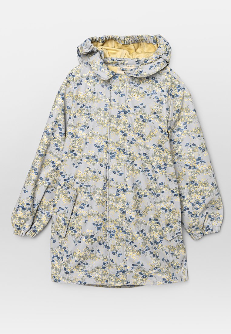 Blumiger Regenmantel in Hellgrau mit blauen und gelben Blumenmustern, elastischen Bündchen und einer Kapuze mit sicherem Verschluss.
