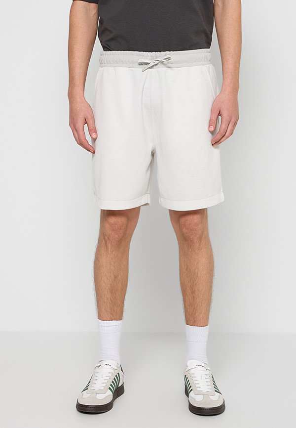 Lyle & Scott