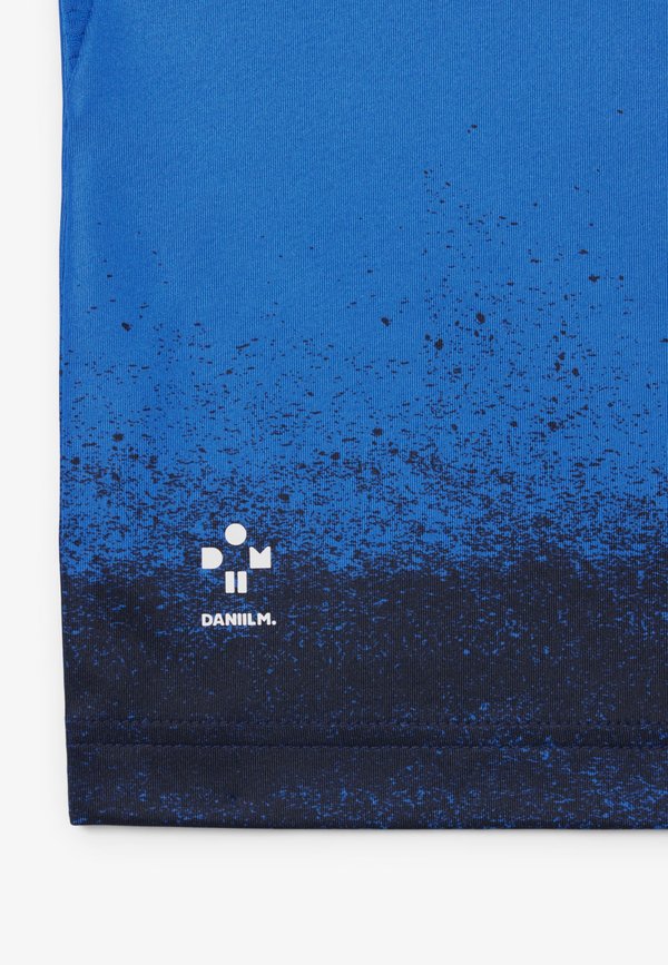 Lacoste Sport