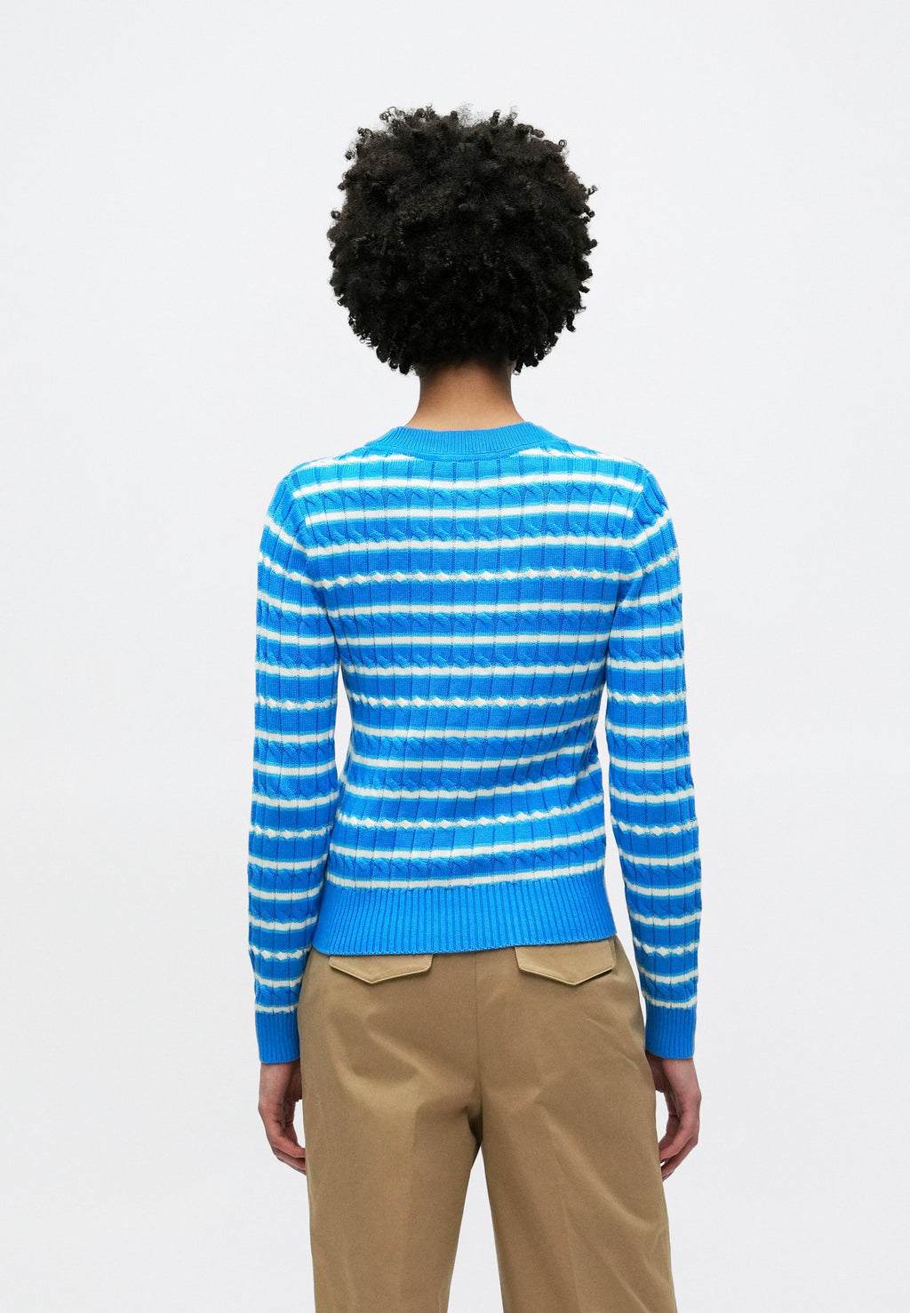 CABLE KNIT CREW NECK JUMPER Media 4