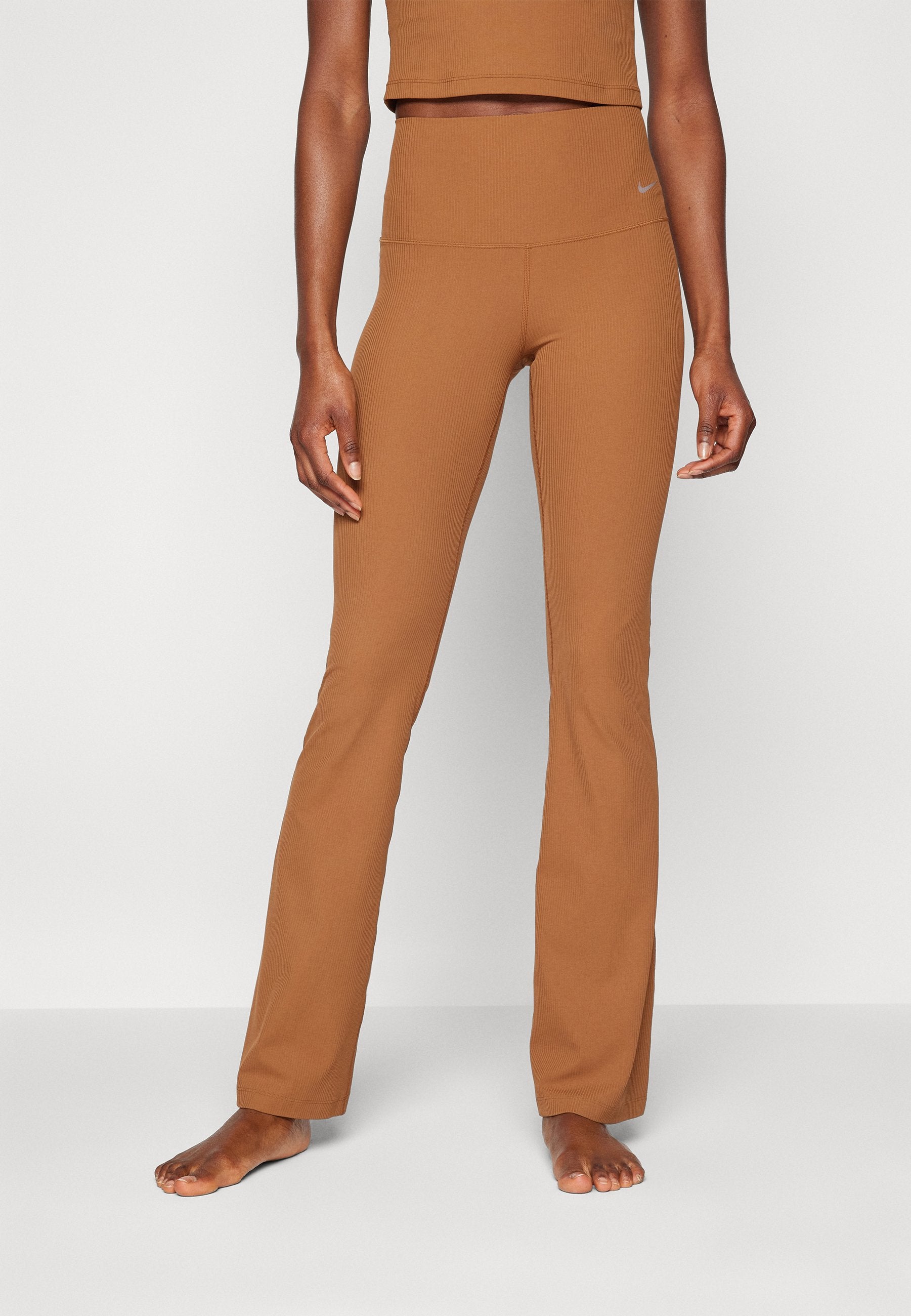 Nike Performance ZENVY