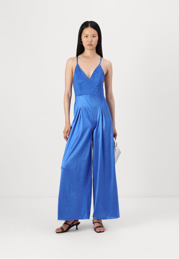WAL G. TATIANA BACKLESS