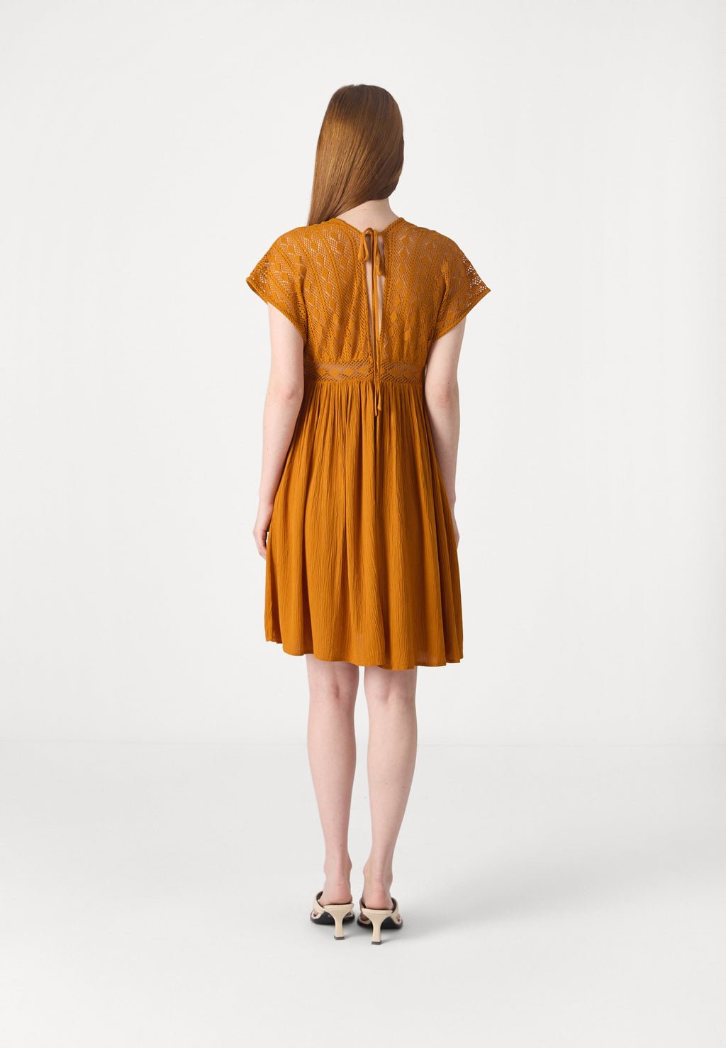 VILA VIAMLINE V-NECK SHORT