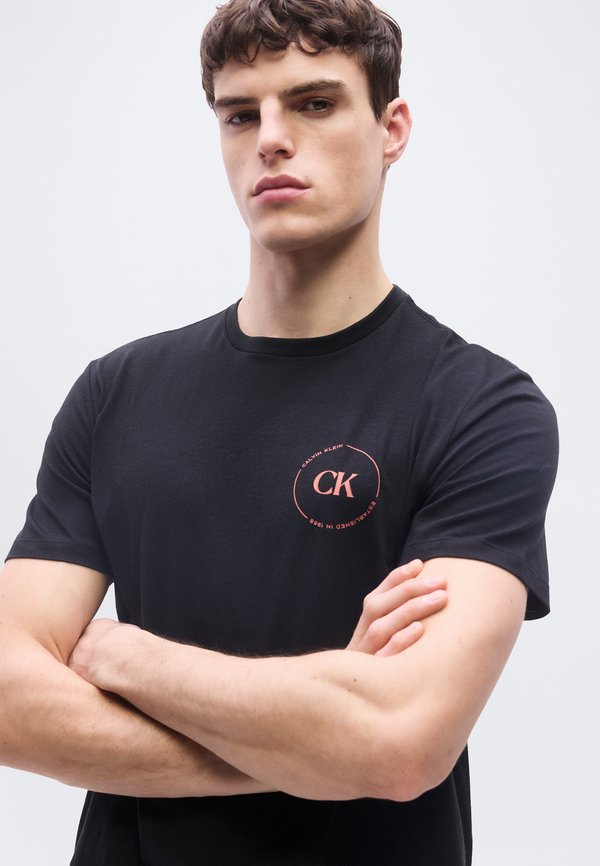 Calvin Klein Jeans GRAPHICS