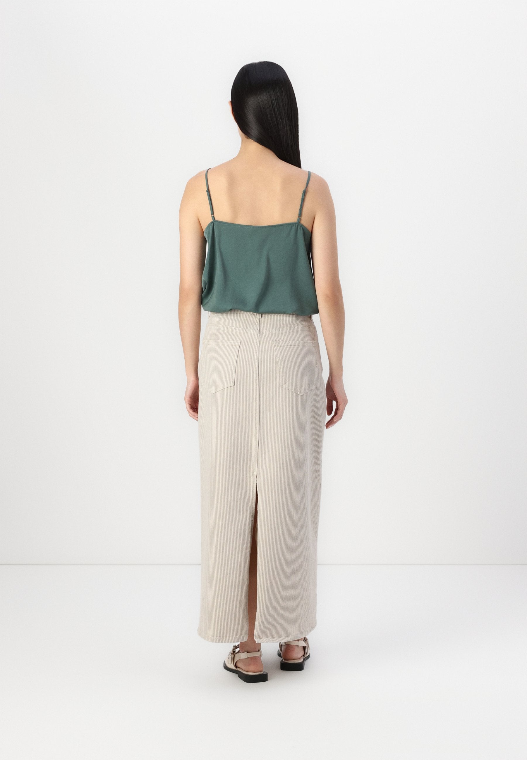 Selected SLFALBA  KRISTA COLUMN SKIRT
