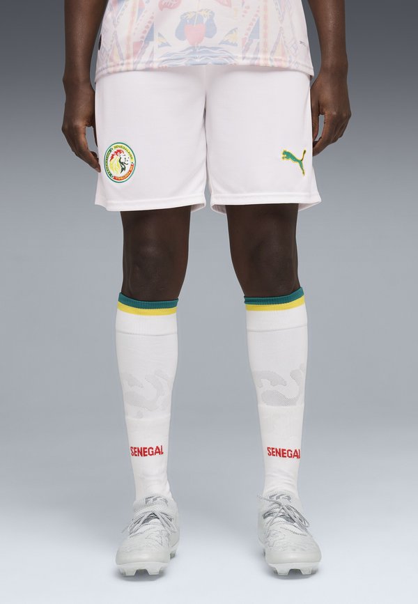 Puma SENEGAL SHORTS - Sports shorts - white-archive green