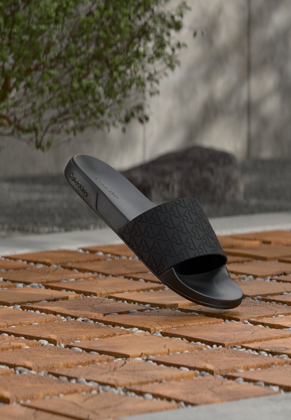 Calvin Klein ESS SLIDE - Pool slides - triple black mono