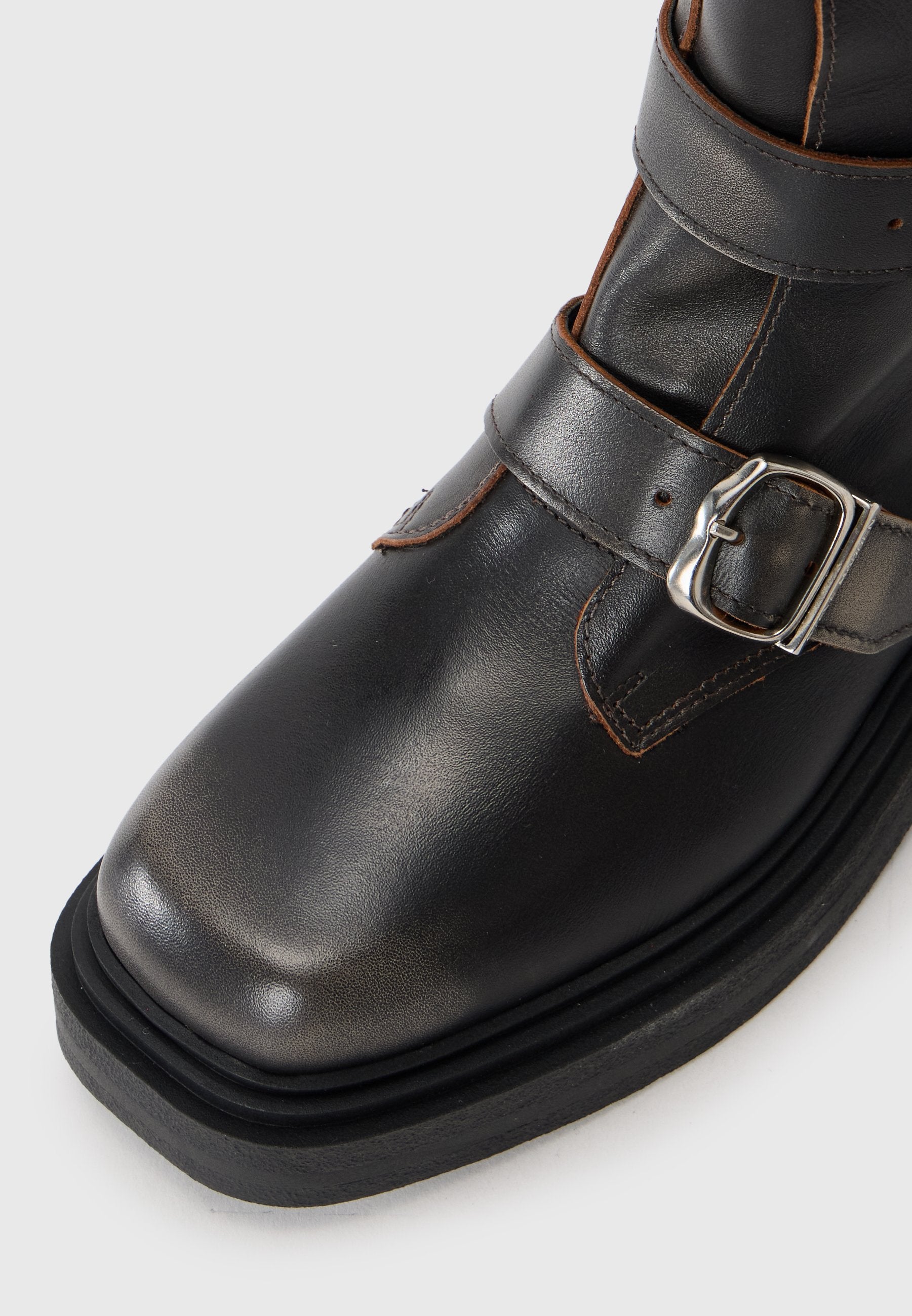 Steve Madden CLIPPER
