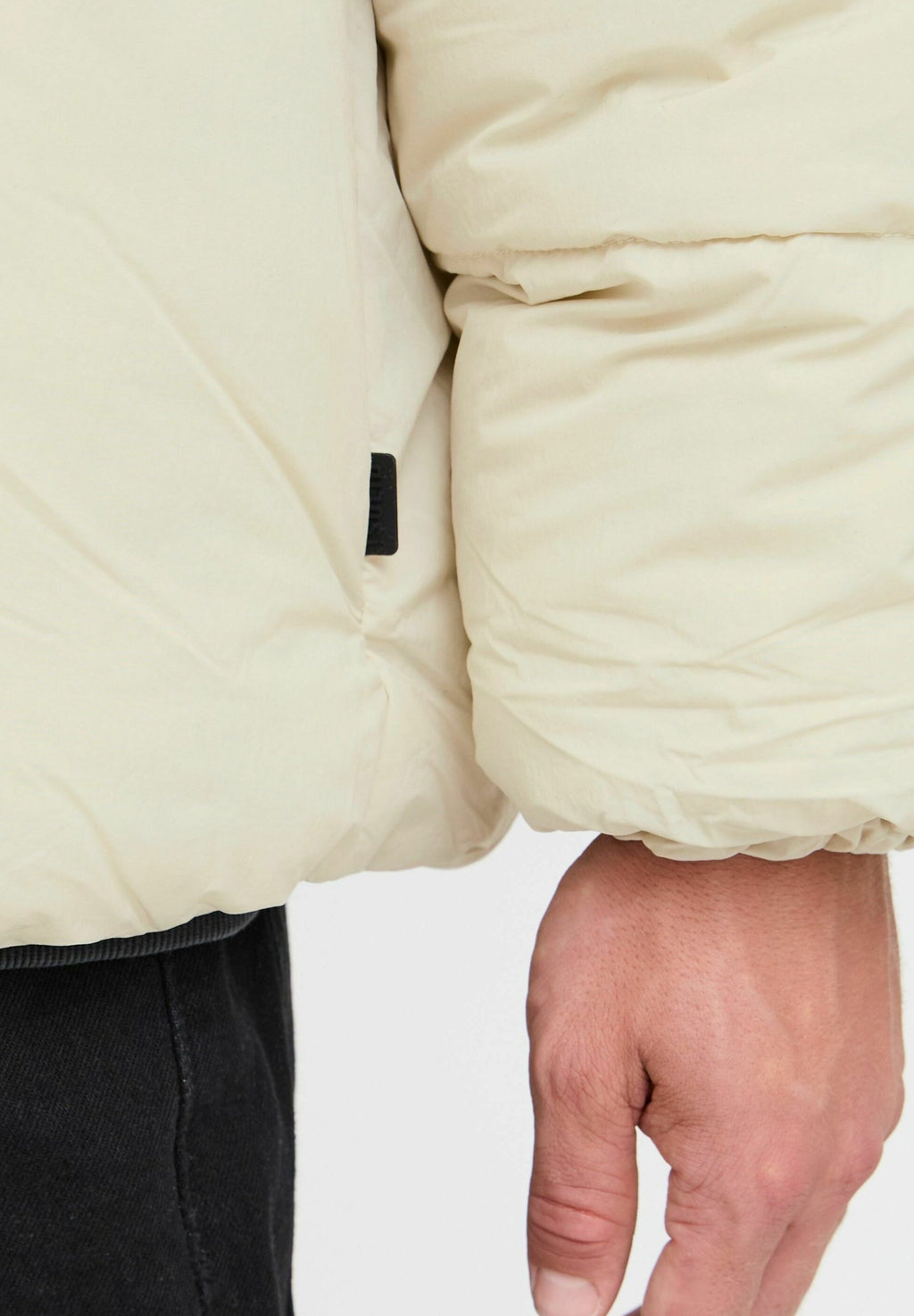SDMILO PUFFER SHORT Media 6