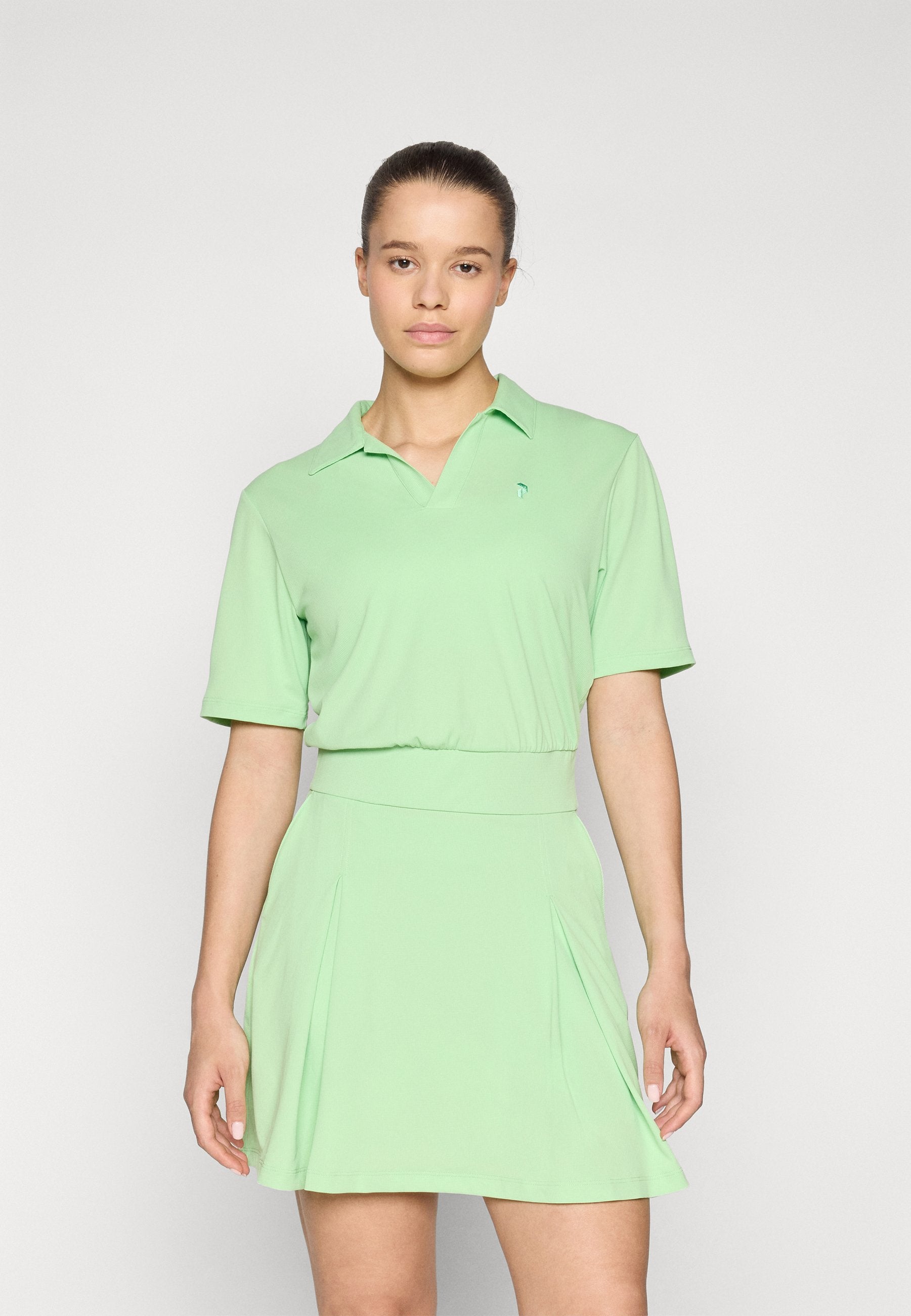 Peak Performance PLEATED DRESS 2-IN-1
