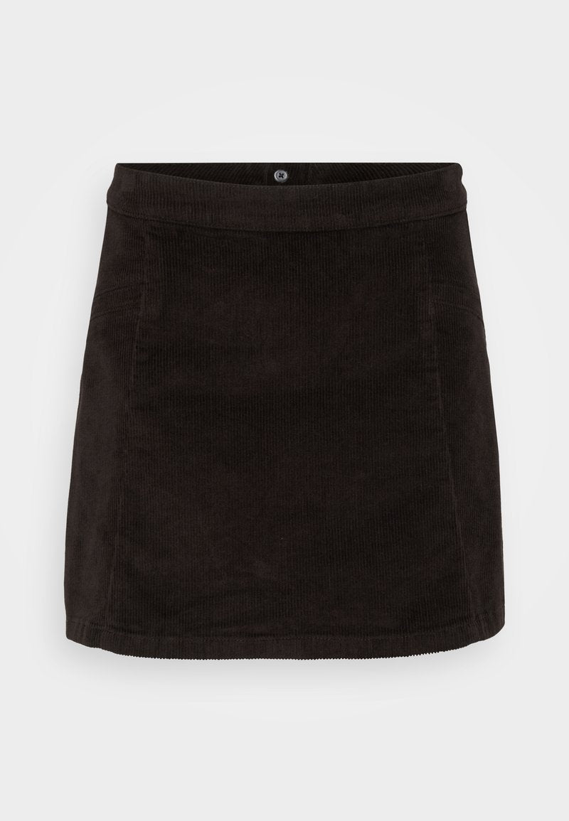 Schwarzer Cordrock mit enganliegender Taille und geradem Saum. Verfügt über eine vertikale Ripptextur und einen Knopfverschluss an der Taille.