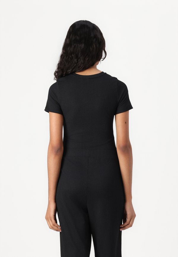 ONLY ONL30 BILL O NECK SHORT