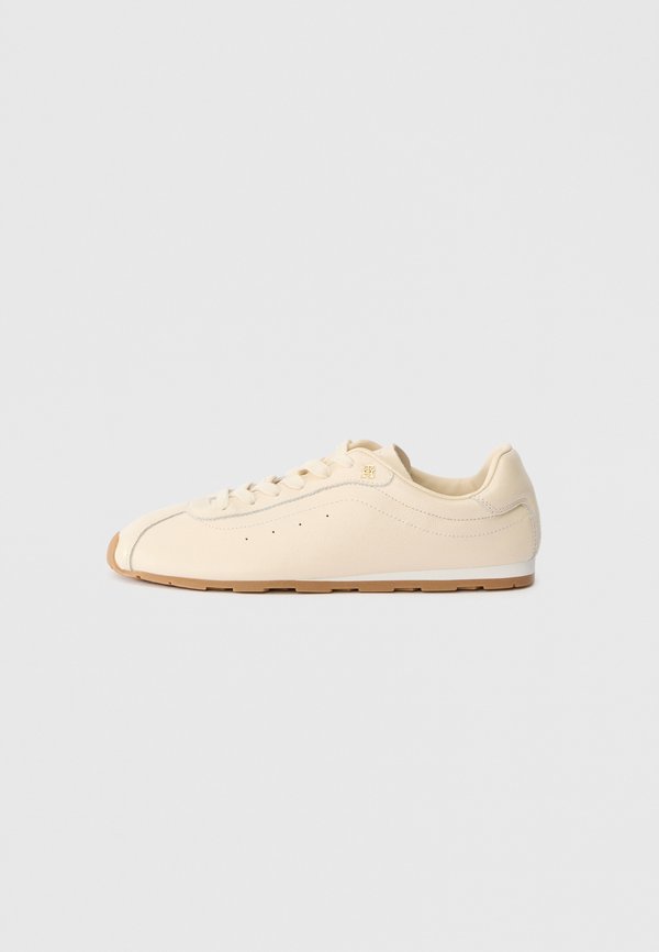 Tommy Hilfiger TH MONOGRAM LOW PROFILE LEATHER TRAINERS - Trainers - soft cream