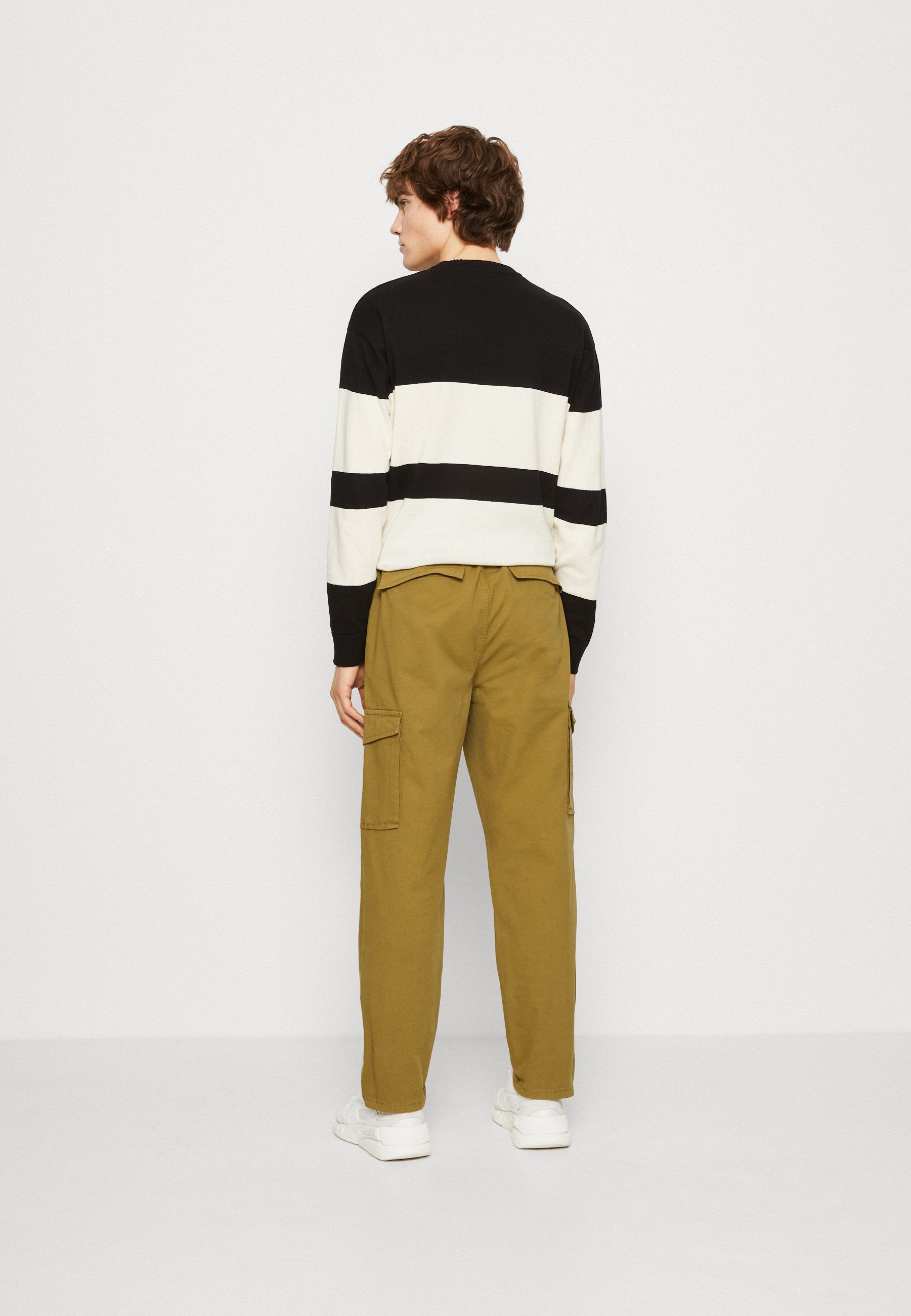 ONSELL TAPERED PANT Media 4